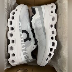 Oncloud Cloudmonster Women’s Shoes